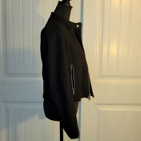🧥Short Black Jacket - Picture 3 of 7